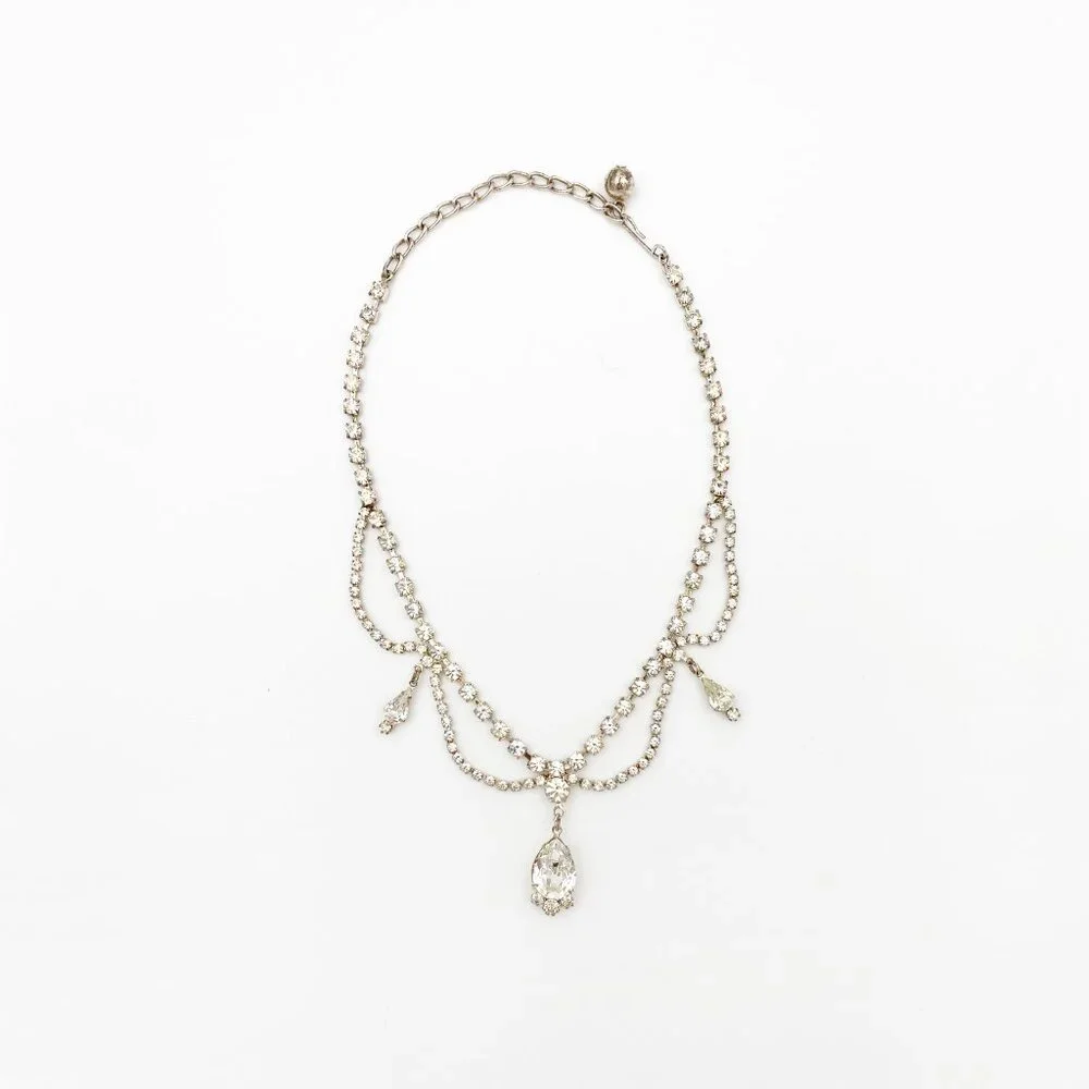 VINTAGE (Y2K) | Crystal & Rhinestone Teardrop Necklace + Earrings Set - Picture 3 of 15